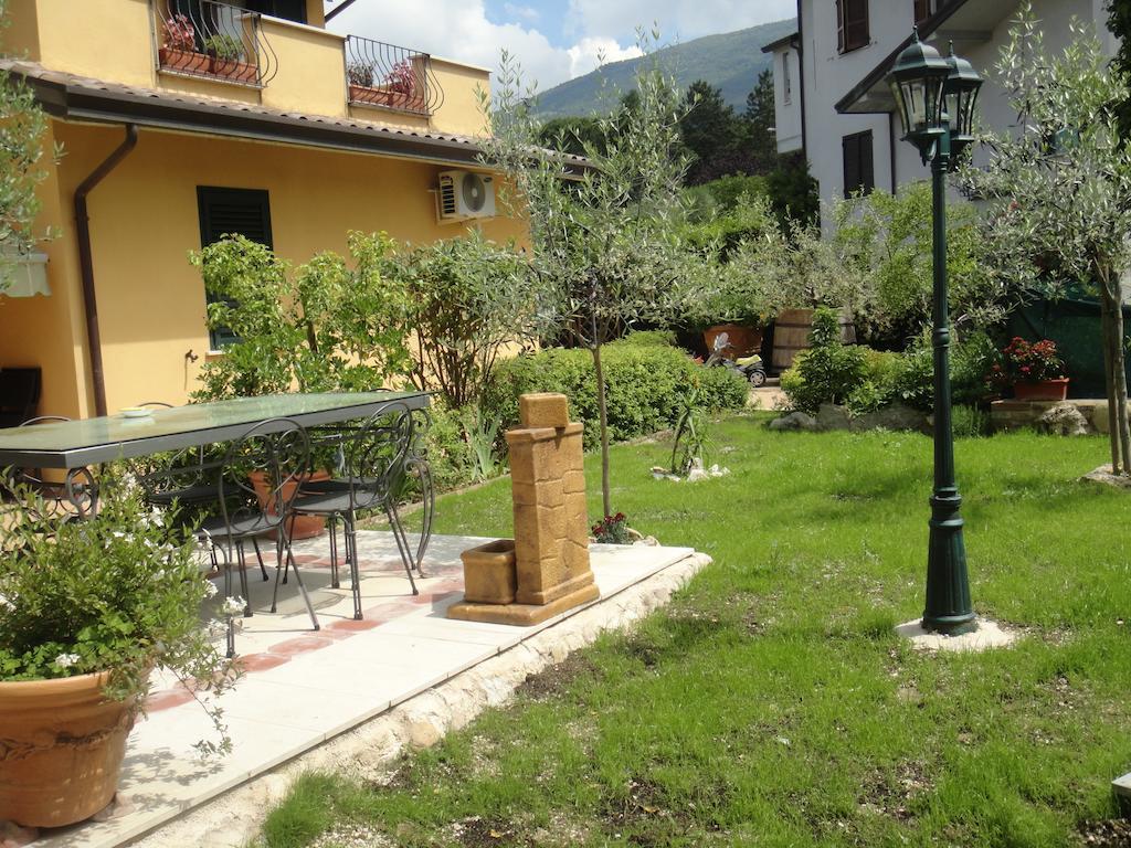 Gasthaus Residenza Cieloterra Rivotorto Exterior foto